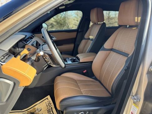 Used 2022 Land Rover Range Rover Velar R-Dynamic HSE image 11