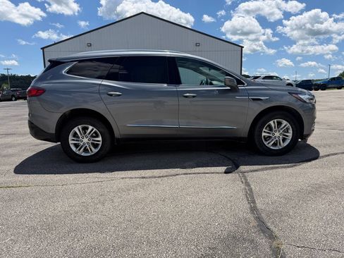 Used 2019 Buick Enclave Essence AWD/4WD image 4