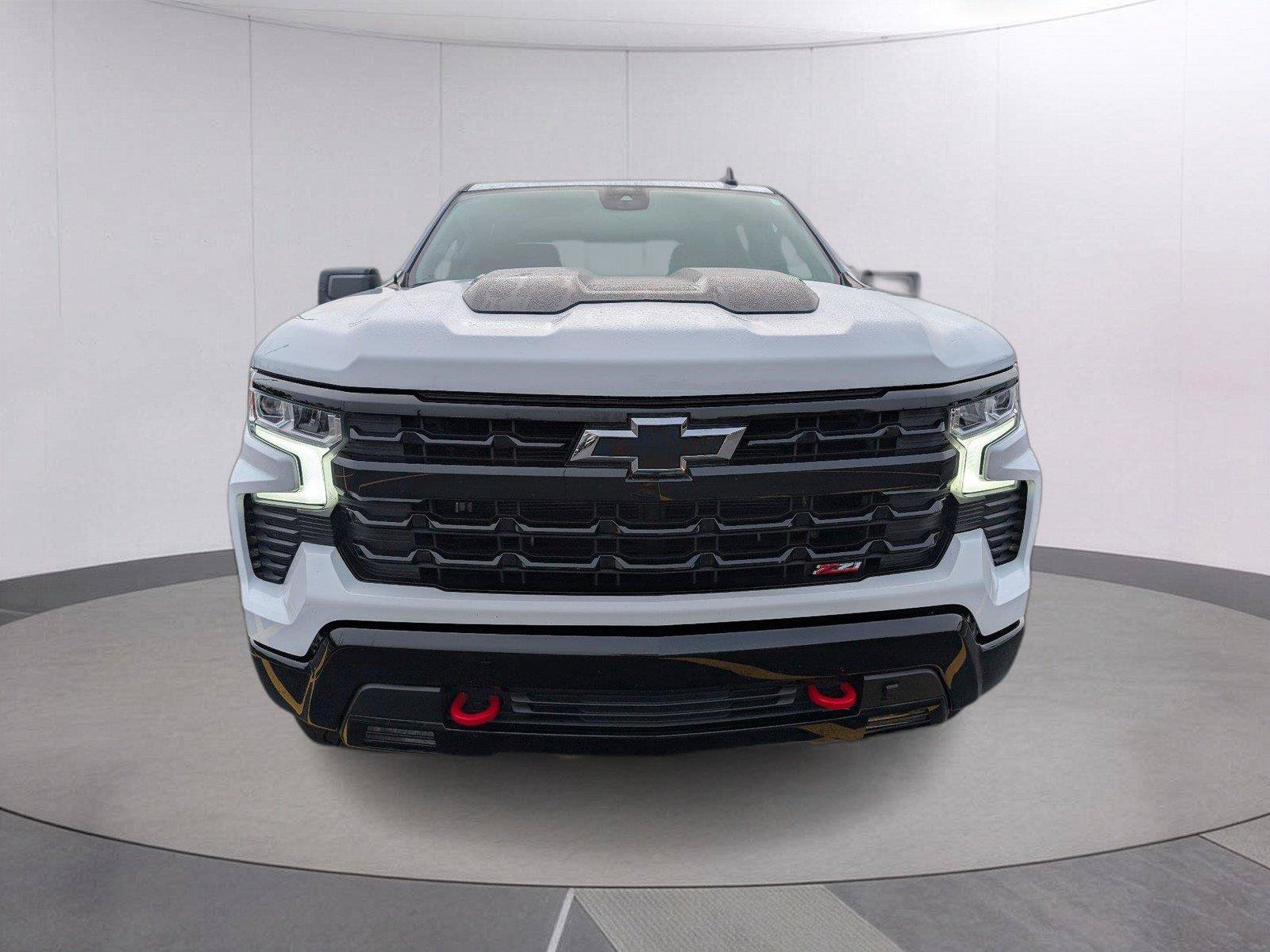 Used 2025 Chevrolet Silverado 1500 LT Trail Boss w/ Convenience Package II AWD/4WD image 10