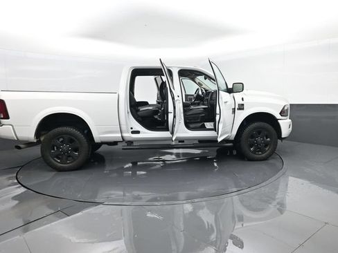 Used 2018 RAM 2500 Laramie w/ Sport Appearance Group AWD/4WD image 28