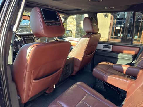 Used 2014 Ford Expedition EL King Ranch image 11