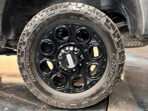 Used 2021 Ford F350 Lariat w/ Lariat Value Package image 25