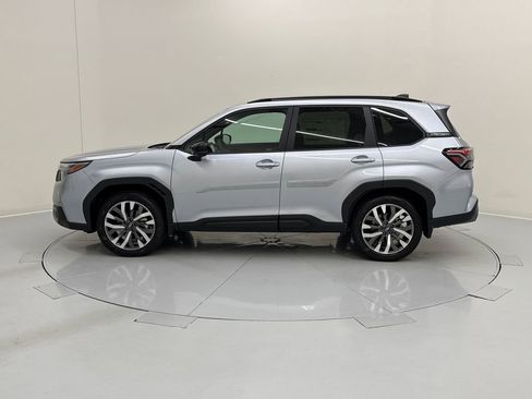 New 2026 Subaru Forester Touring AWD/4WD image 3
