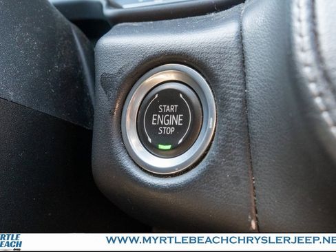 Used 2023 Chevrolet Suburban LT image 27