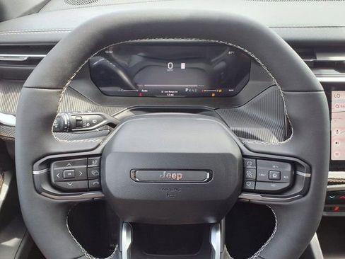 New 2026 Jeep Cherokee Overland w/ Trailer Tow Group AWD/4WD image 8