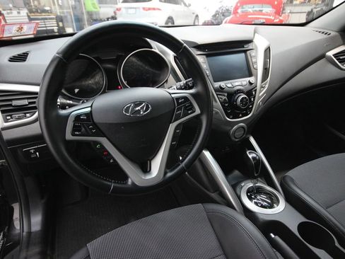 Used 2015 Hyundai Veloster w/ Option Group 02 FWD image 14