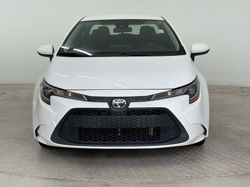 Used 2021 Toyota Corolla LE FWD image 6
