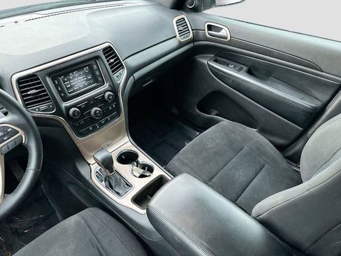 Used 2016 Jeep Grand Cherokee Laredo w/ Quick Order Package 23E image 20