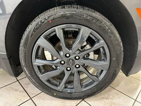 Used 2022 Chevrolet Equinox RS w/ RS Leather Package image 13