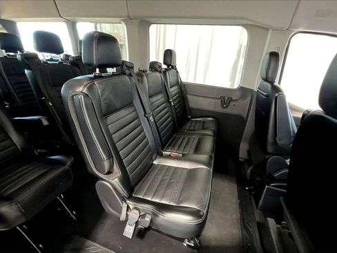 Used 2023 Ford Transit 350 XLT image 19
