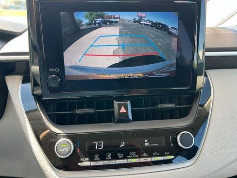 Used 2023 Toyota Corolla LE image 12