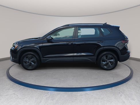 Used 2025 Volkswagen Taos S FWD image 8