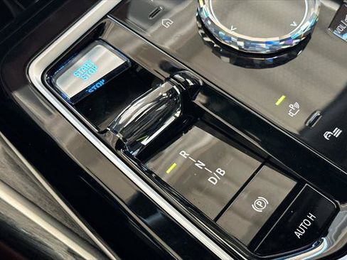 Used 2024 BMW i7 M70 image 20