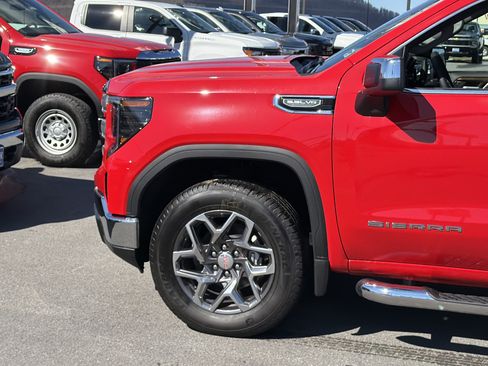 New 2026 GMC Sierra 1500 SLE AWD/4WD image 12