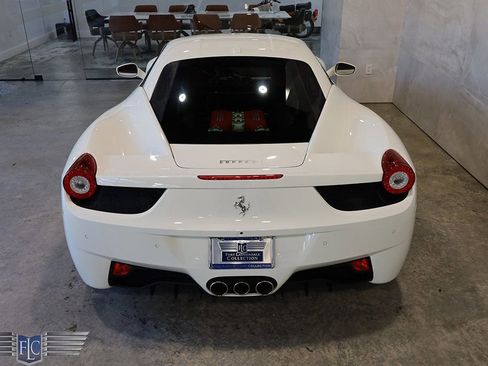 Used 2014 Ferrari 458 Italia Coupe RWD image 15