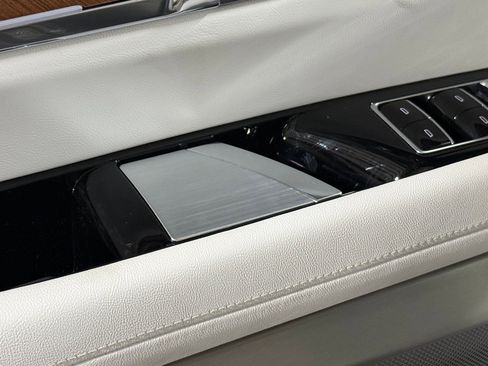 New 2026 Cadillac Vistiq Luxury AWD/4WD image 22