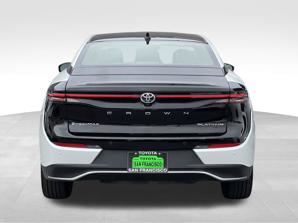 Certified 2024 Toyota Crown Platinum AWD/4WD image 4