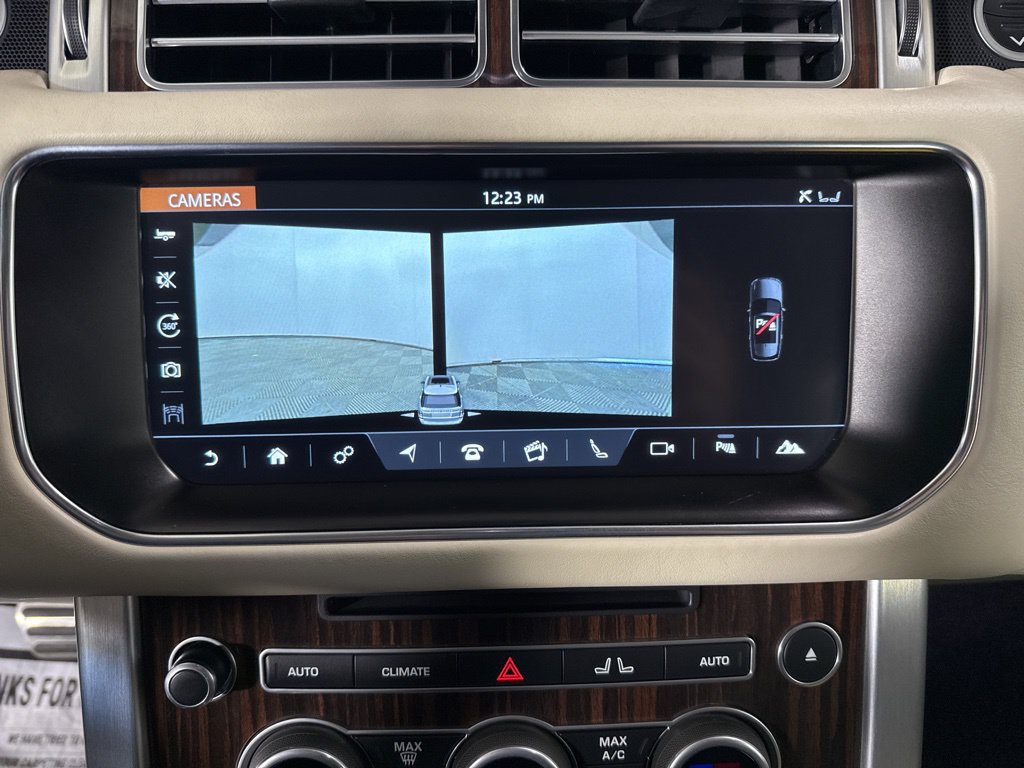 Used 2017 Land Rover Range Rover Supercharged AWD/4WD image 35