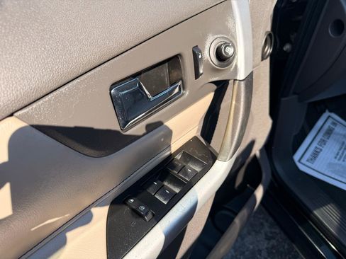 Used 2012 Ford Edge SE w/ Cargo Accessory Pkg image 8