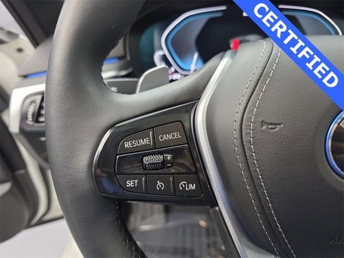 Certified 2023 BMW 530e xDrive w/ Premium Package image 21