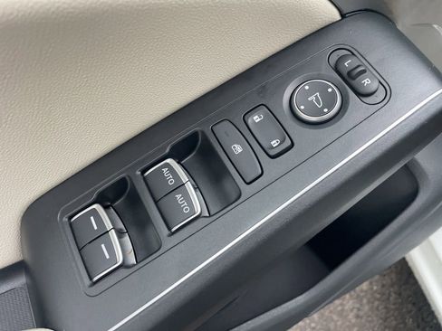 Used 2023 Acura Integra A-Spec image 19