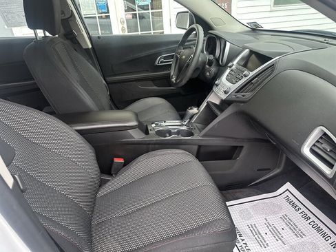 Used 2016 Chevrolet Equinox LS FWD image 12
