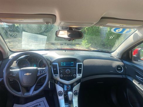 Used 2016 Chevrolet Cruze LT image 15