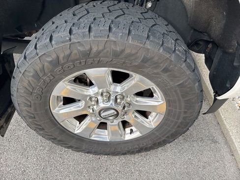 Used 2017 Ford F250 Platinum w/ Platinum Ultimate Package image 10