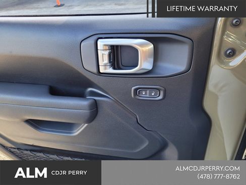 New 2026 Jeep Gladiator Sport AWD/4WD image 28