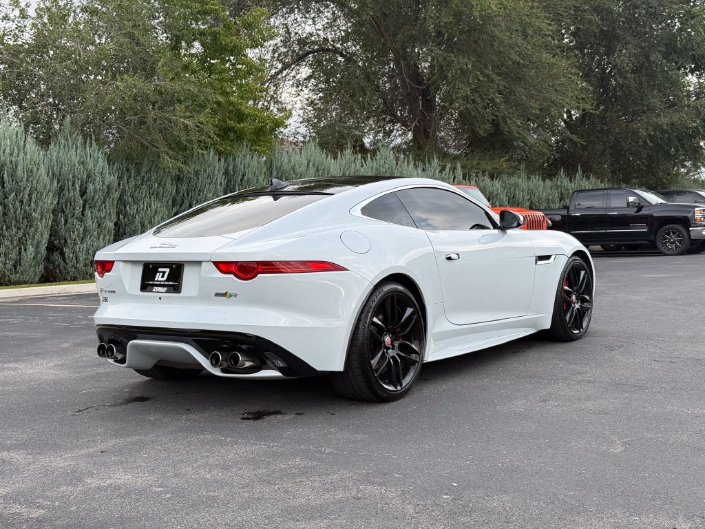 Used 2016 Jaguar F-TYPE R AWD/4WD image 9