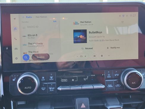 Certified 2025 Toyota Highlander XSE image 30