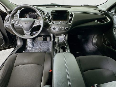 Used 2022 Chevrolet Malibu LT image 15