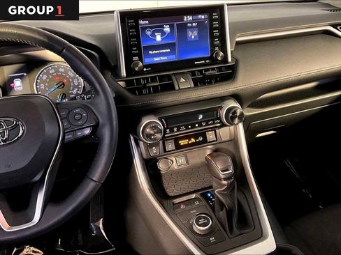 Certified 2019 Toyota RAV4 XLE image 11