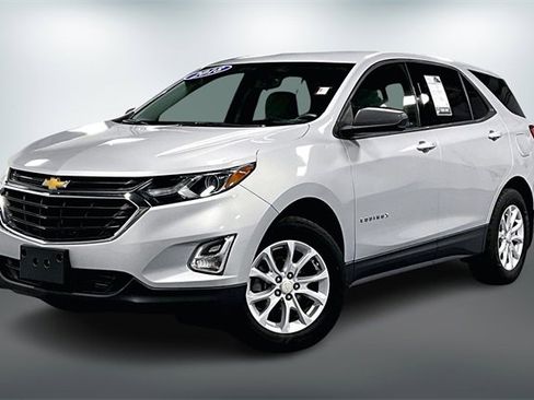 Used 2018 Chevrolet Equinox LS image 3
