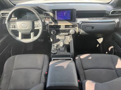 Used 2024 Toyota Tacoma SR5 AWD/4WD image 23