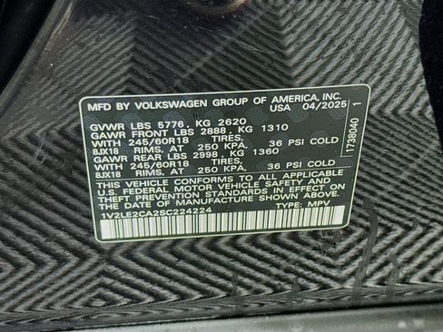 Used 2025 Volkswagen Atlas Cross Sport SE AWD/4WD image 38