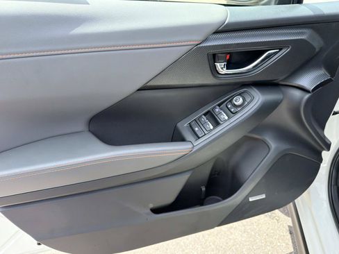 Certified 2026 Subaru Crosstrek 2.5i Limited w/ Crosstrek Mirror Package AWD/4WD image 13