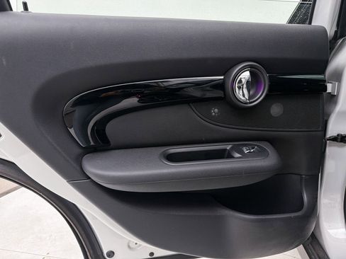 Used 2019 MINI Cooper Clubman S image 26