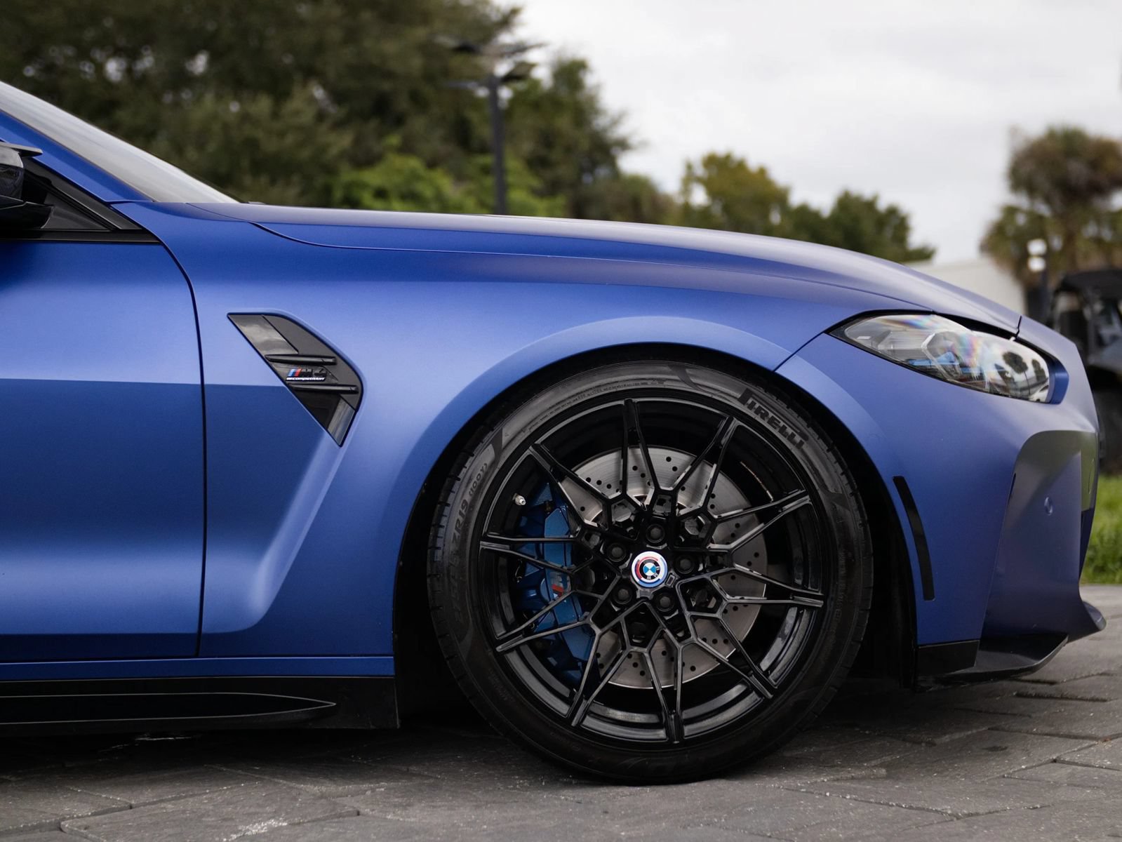 Used 2022 BMW M4 Competition w/ M Carbon Exterior Package RWD image 27