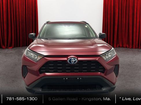 Certified 2022 Toyota RAV4 LE AWD/4WD image 2