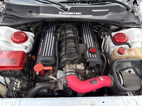 Used 2013 Dodge Challenger R/T Plus image 23