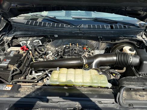Used 2021 Ford Expedition Limited AWD/4WD image 24