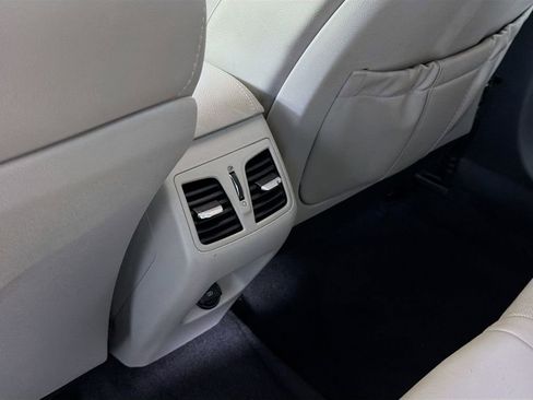 Used 2018 Hyundai Sonata Limited image 27