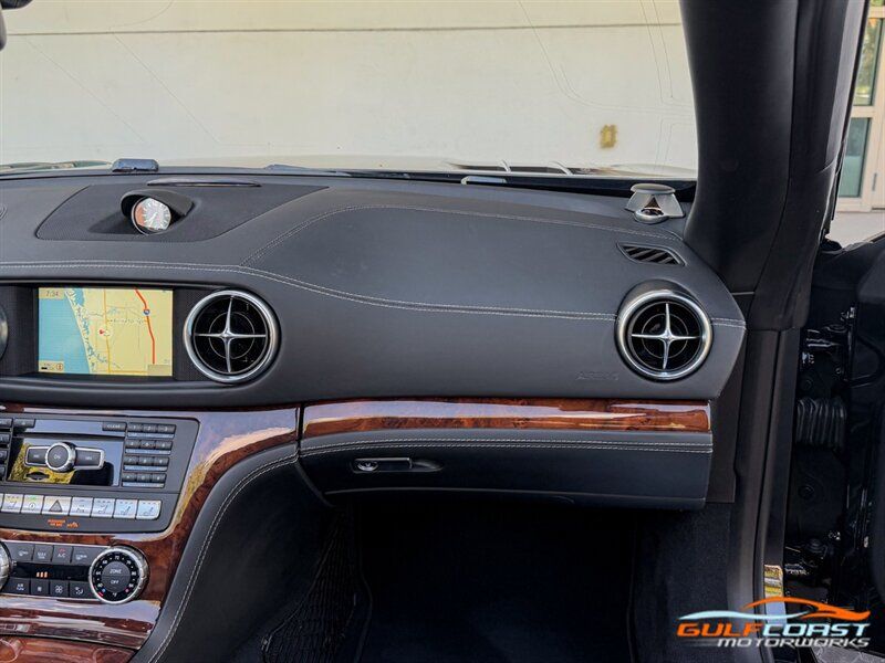 Used 2015 Mercedes-Benz SL 65 AMG image 35