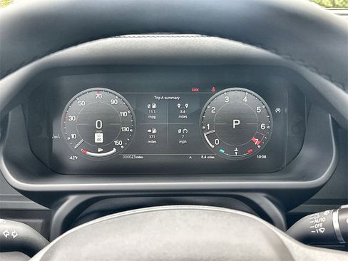 Used 2026 Land Rover Defender 110 S image 22