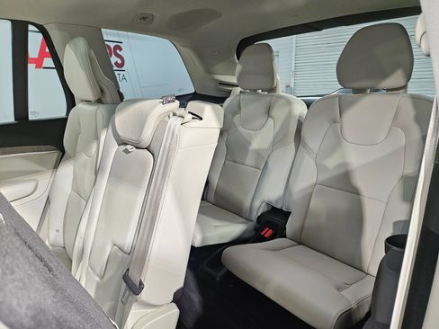 Used 2023 Volvo XC90 B6 Plus w/ Protection Package Premier AWD/4WD image 37