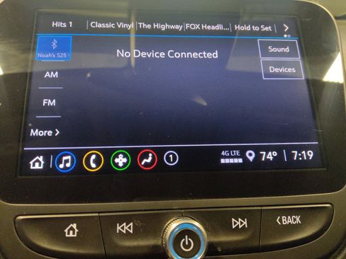 Used 2023 Chevrolet Malibu LT FWD image 25