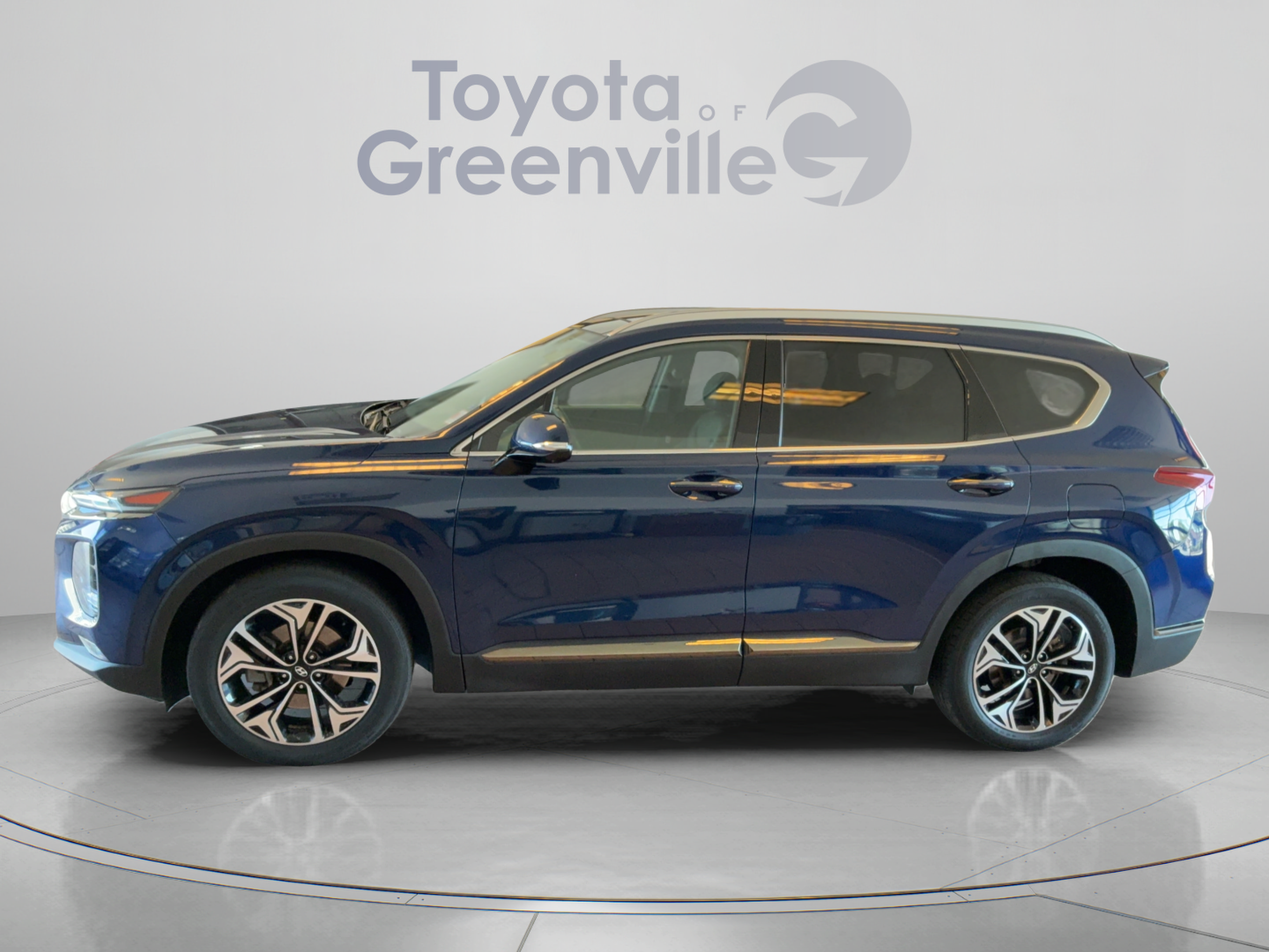 Used 2020 Hyundai Santa Fe Limited AWD/4WD image 2