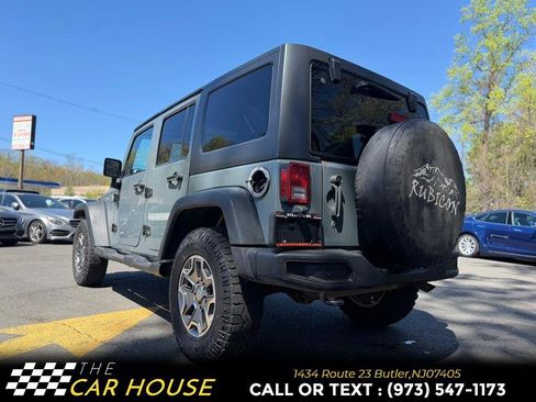 Used 2015 Jeep Wrangler Unlimited Rubicon w/ Dual Top Group AWD/4WD image 4
