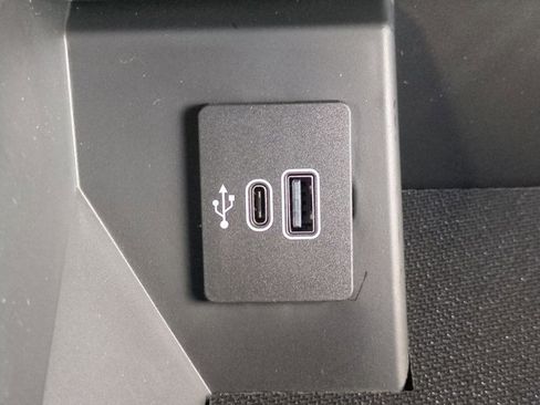 New 2025 Ford F150 Lariat w/ Equipment Group 501A Mid image 22